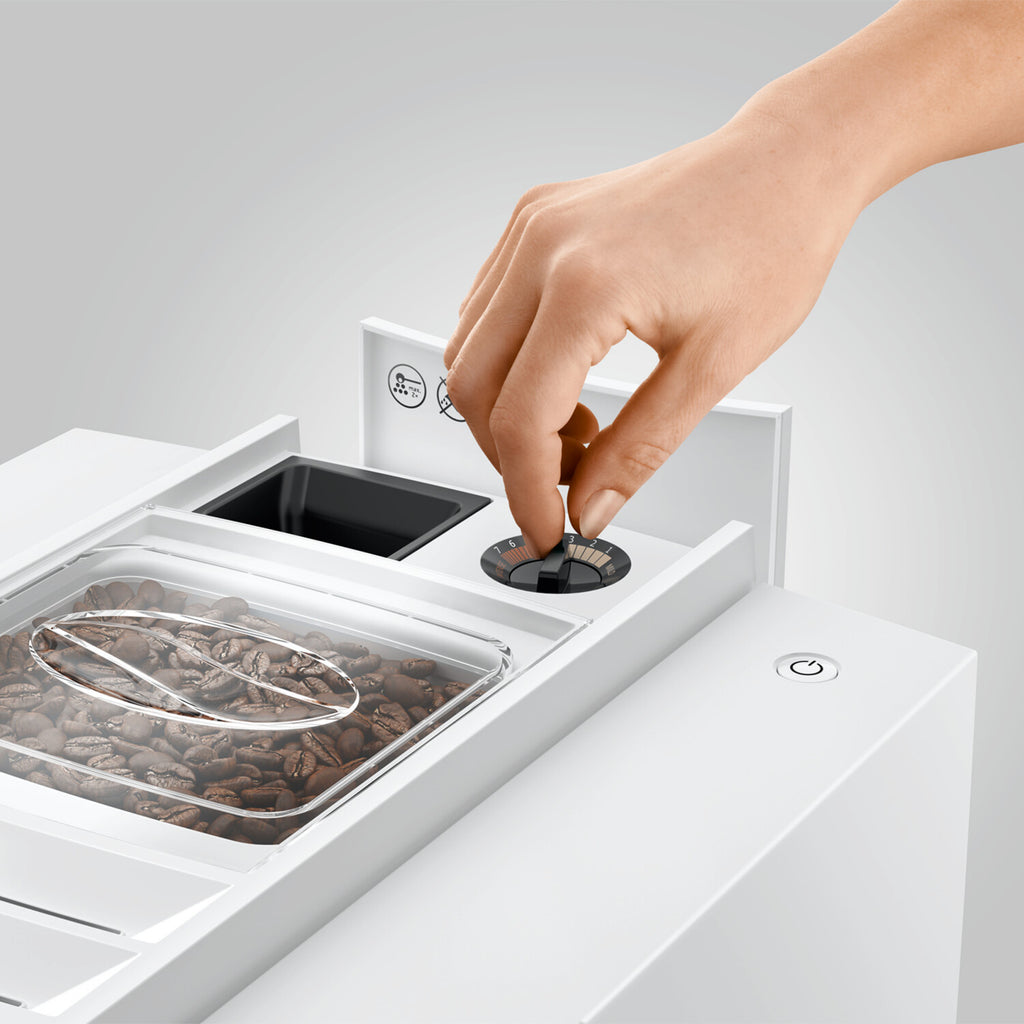 Jura E8 (EC) Kaffee-Vollautomat (EC) Piano White