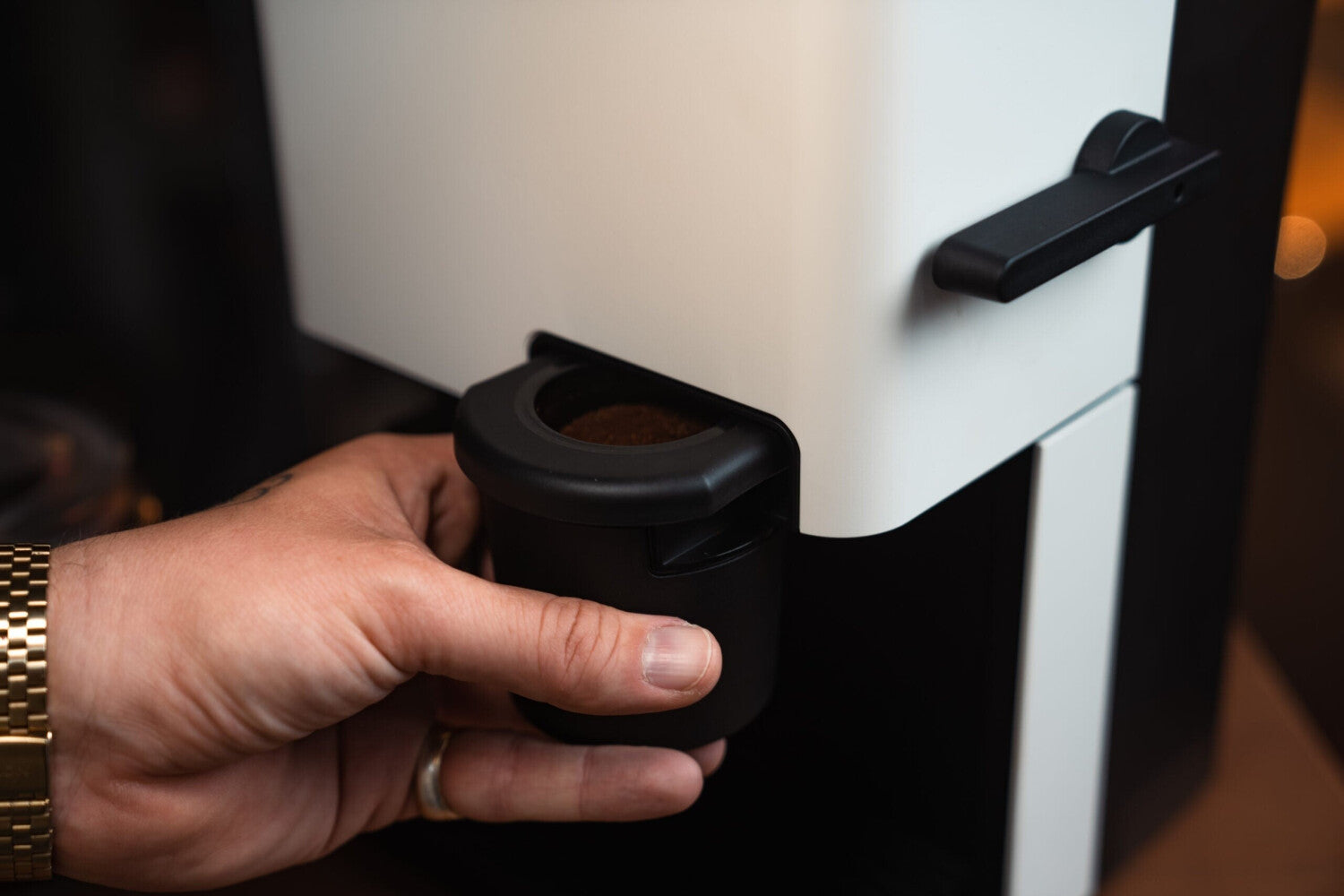Nivona Cube Kaffee-Vollautomat 4102 Kaffee-Vollautomat creme